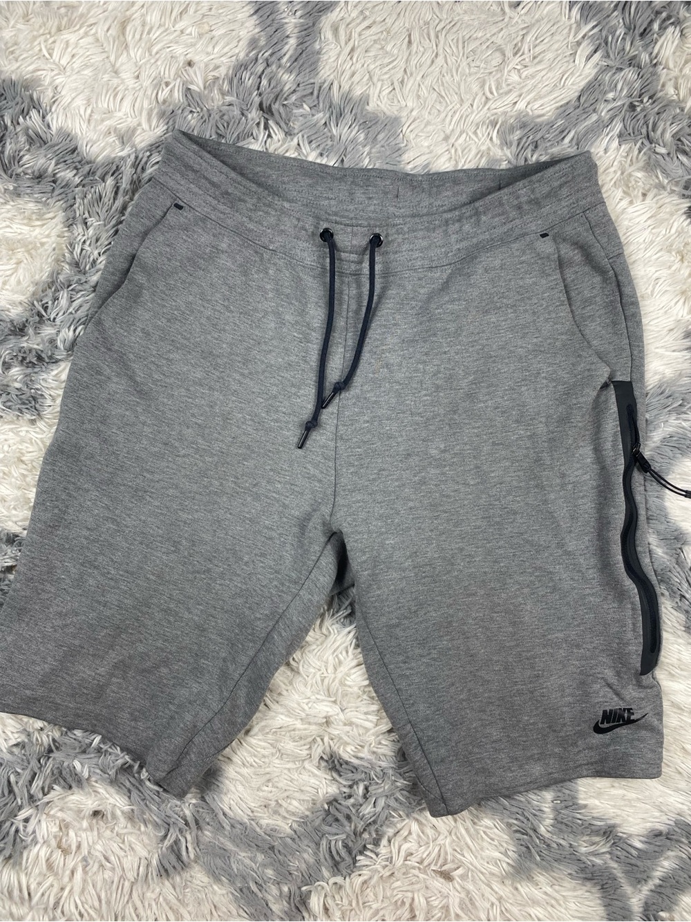 Nike Tech Fleece Shorts Mens Medium Zipper Pocket Heather Grey 708182